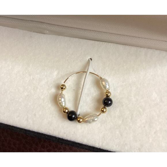 Freshwater Rice Pearl, Onyx, Gold Tone Beads, 3 Strand Necklace, Earring Box Set - Picture 8 of 8